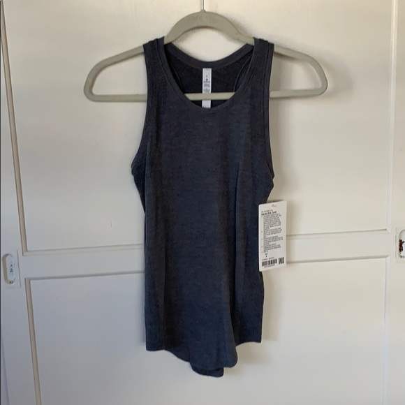 Lululemon aerial silk tank top size 4 nwt - Picture 4 of 5